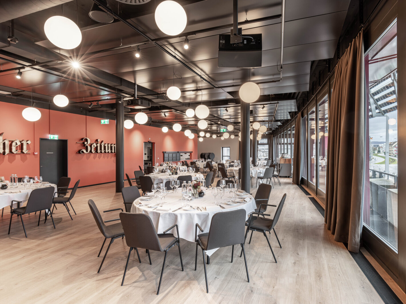 Zehnder Terraline im Bankettsaal