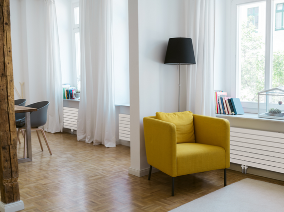 Zehnder Nova Neo VRX2-059-140-BP (V008), livingroom, classic building, Nova Neo, Traffic White, city flat, Stock image,
original Image AdobeStock_131359768,