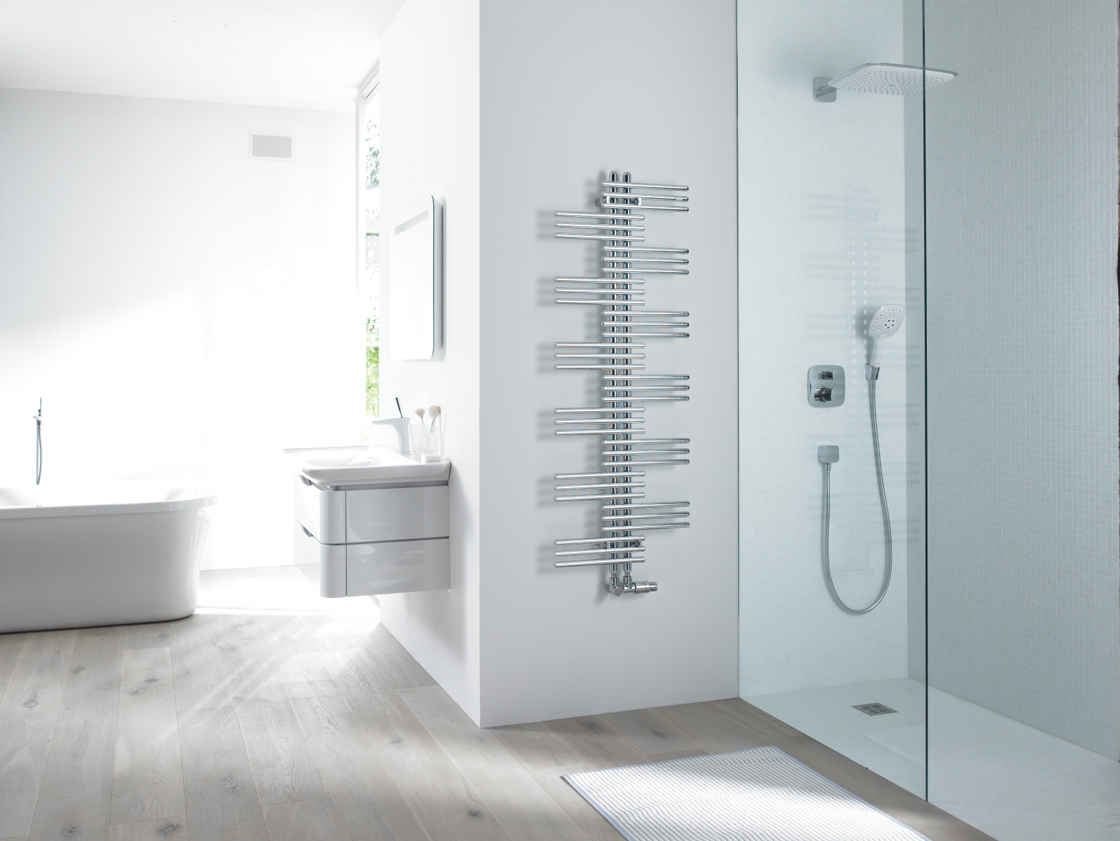 Zehnder_RAD_Yucca-HY_bathroom_cutout_50mm Cut-Out Decorative radiator