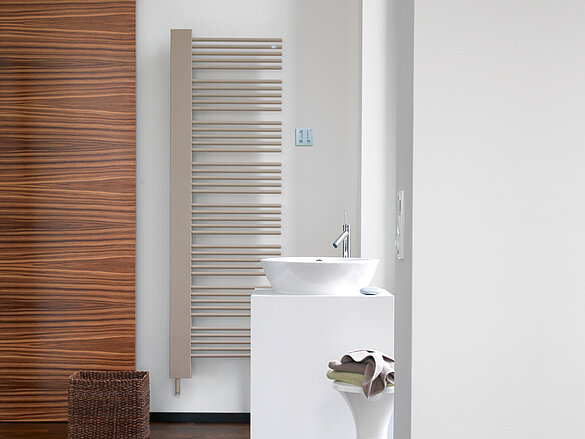 [Translate to Deutsch:] Zehnder Yucca Cover Badheizkörper