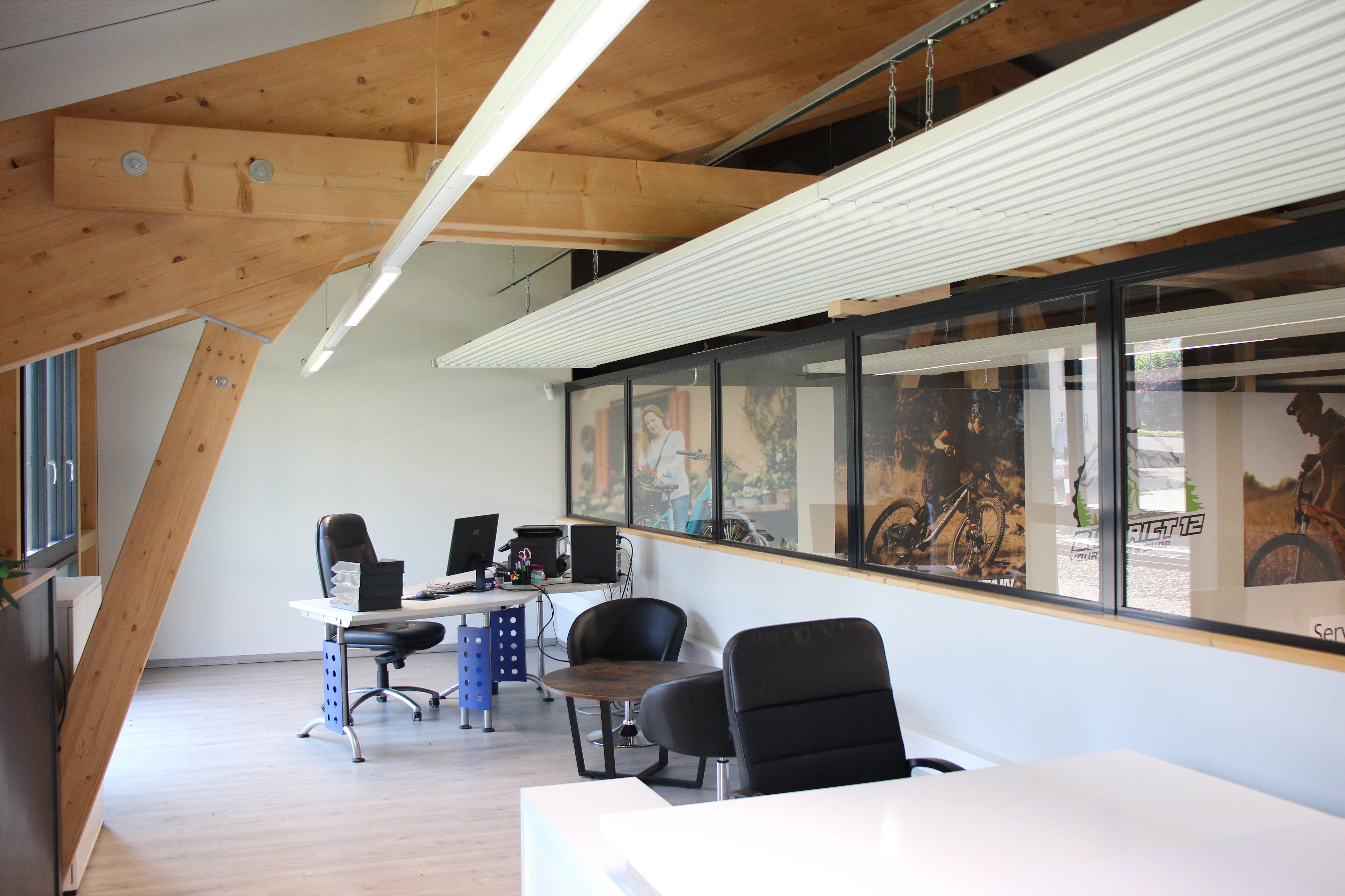 Ufficio con pannello radiante a soffitto