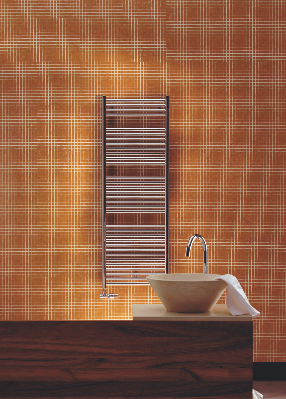 Zehnder_RAD_Toga-HY_bathroom_02 Rendering Zehnder Toga Decorative radiator Front view