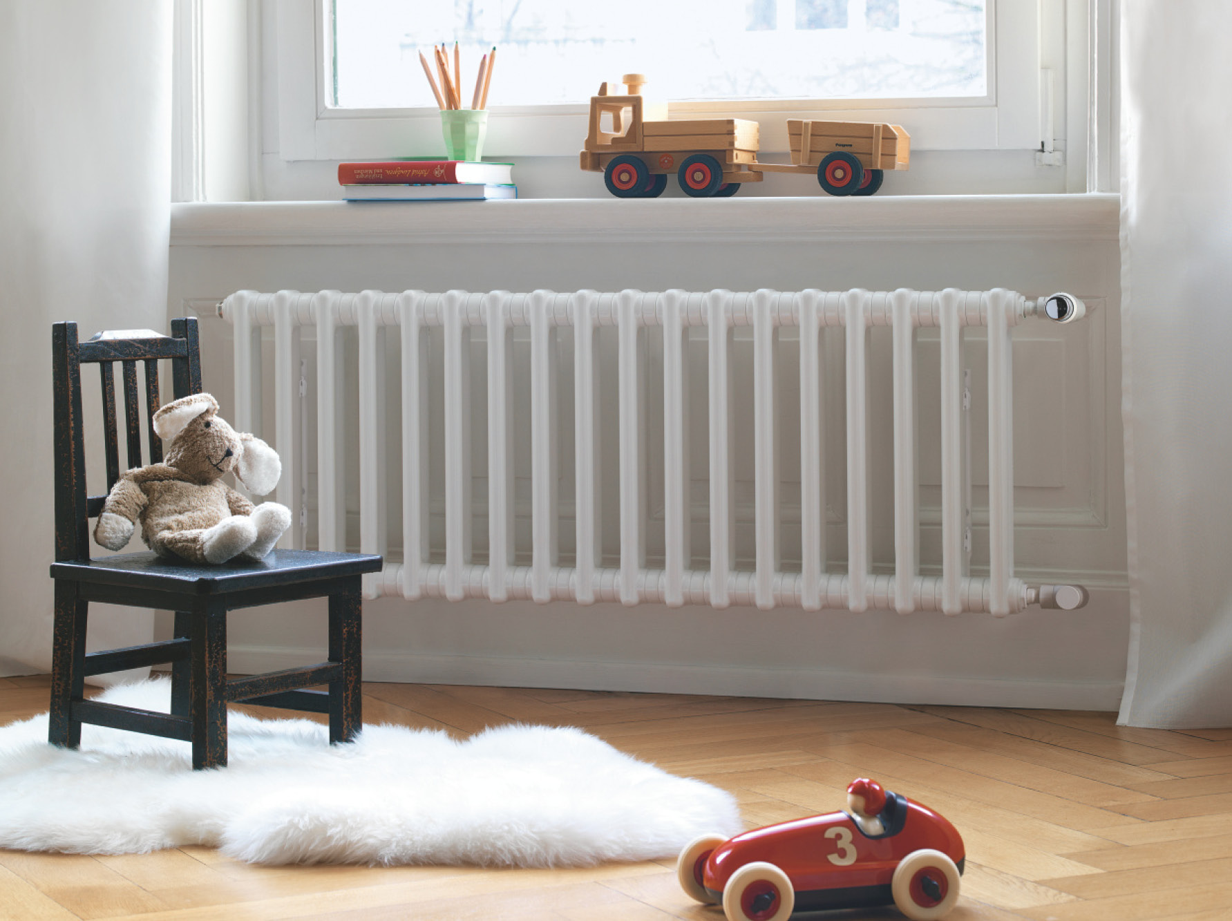 Zeitloser Wohnheizkörper Zehnder Charleston | Zehnder Group Schweiz AG