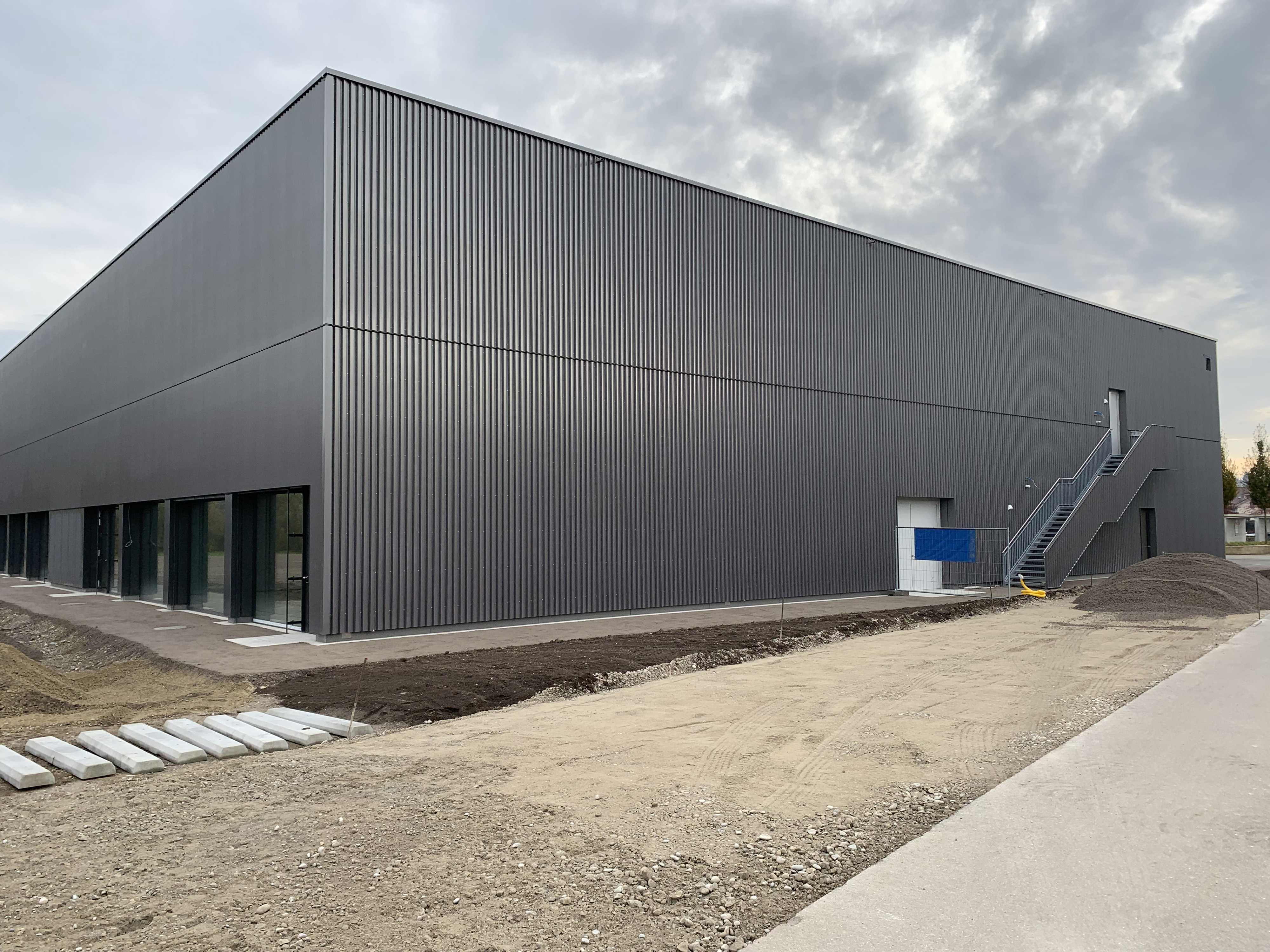 Triplice palazzetto dello sport di Subingen