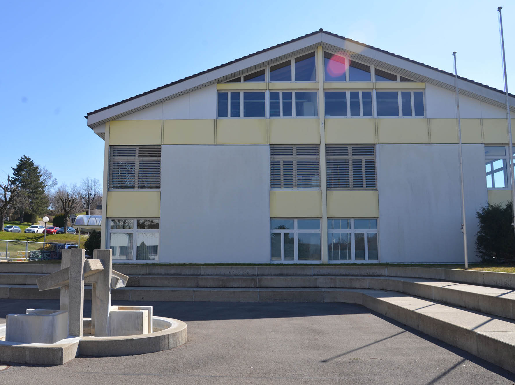 einfaches-l-ftungssystem-f-r-schulzimmer-zehnder-group-schweiz-ag